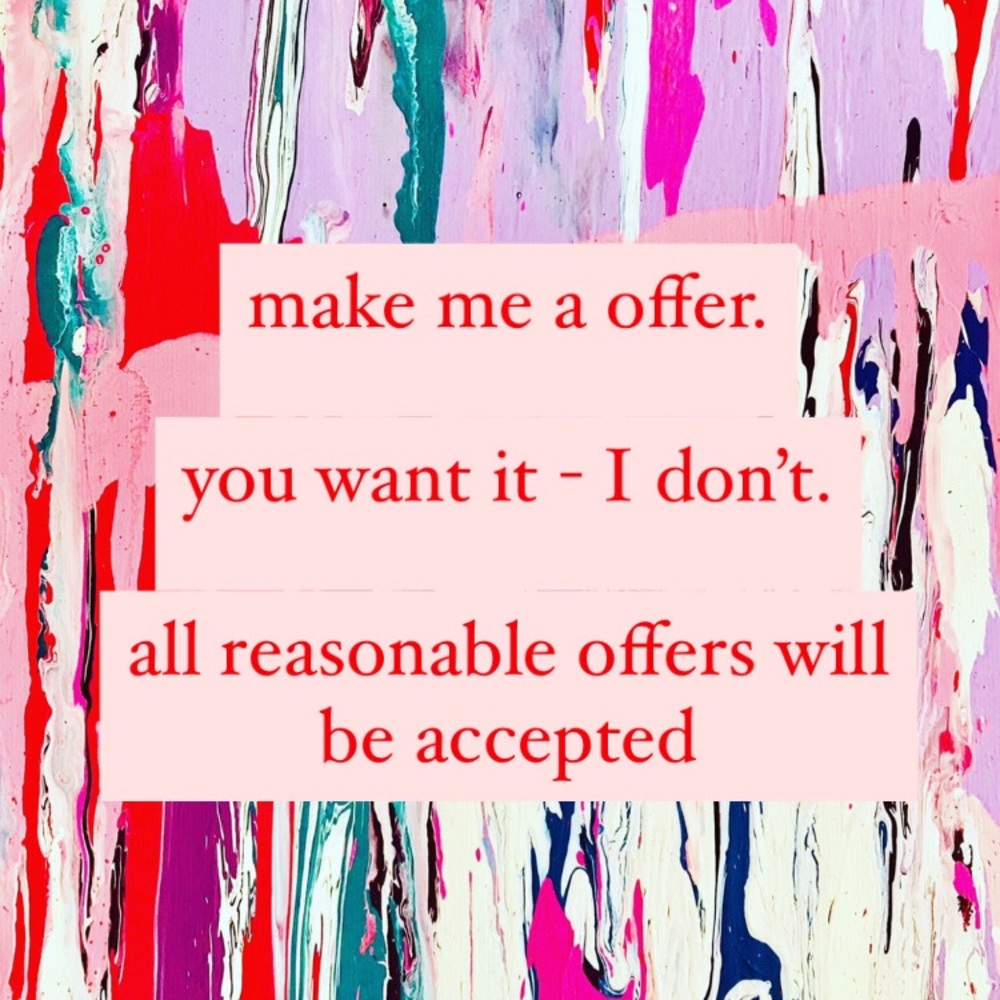 🖤ALL REASONABLE OFFERS TAKEN🖤
